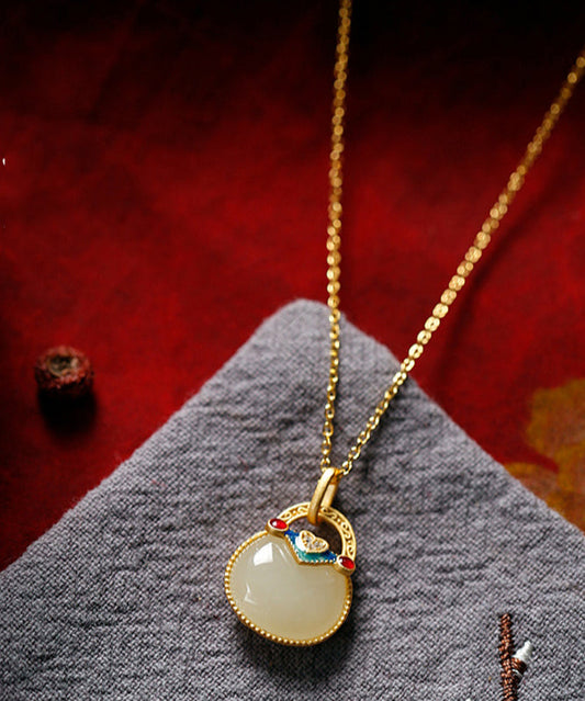 Collier élégant avec pendentif en argent sterling et jade doré - Urbann-Vibe