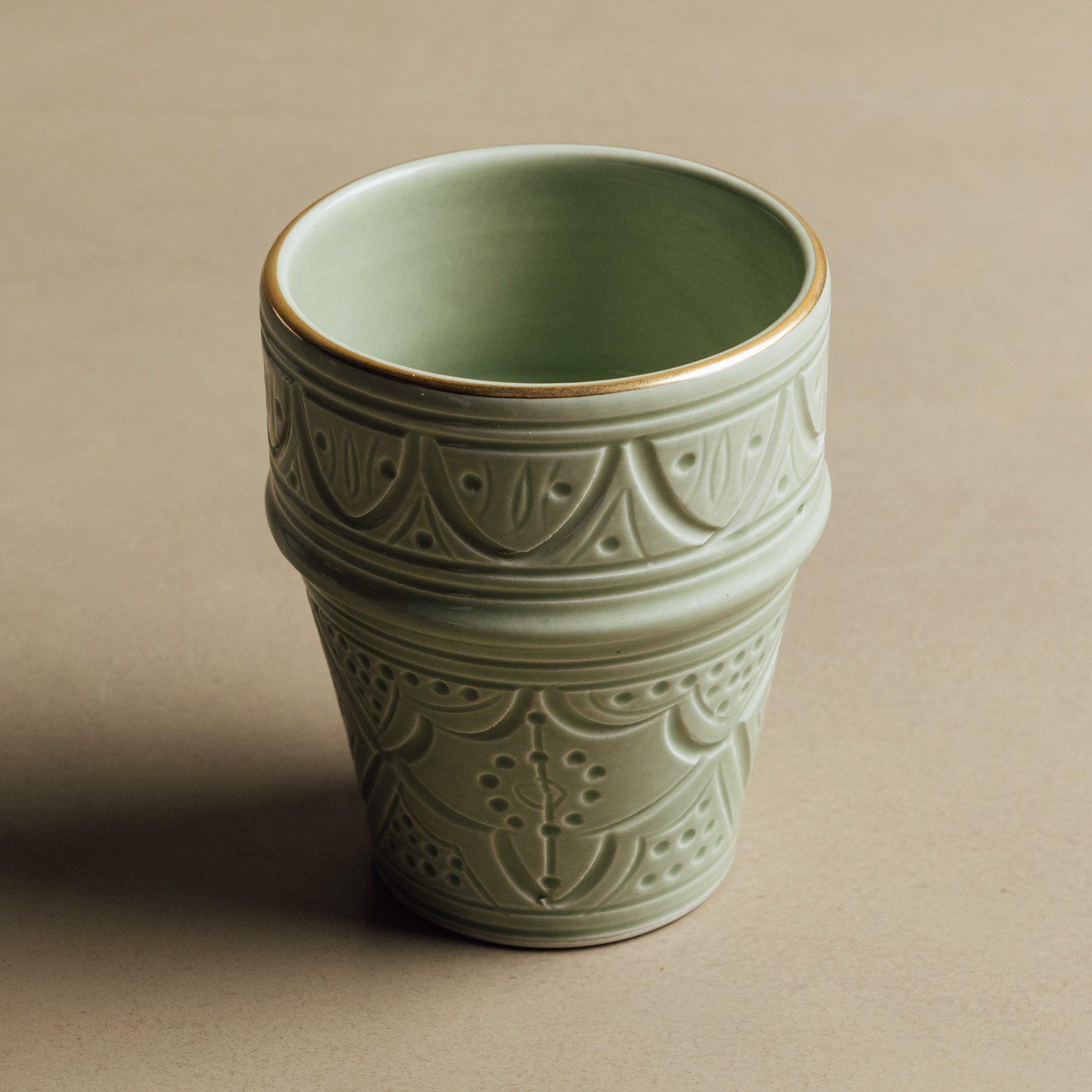 Zagora Green Cup - Moroccan Dinnerware Adorned with 12 Carat Gold Accents - Urbann-Vibe