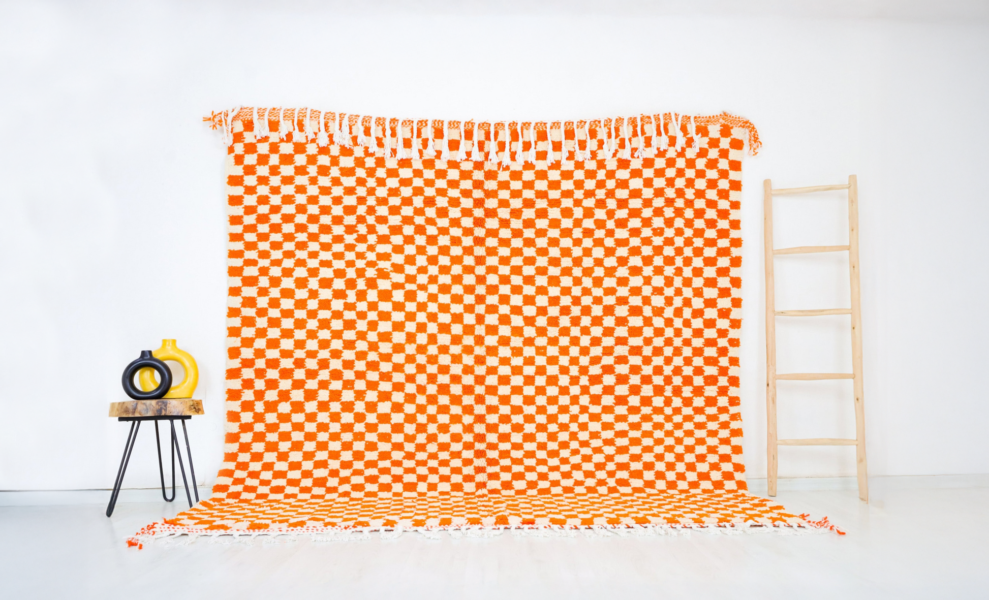 Tadukli  Moroccan Checkered Rug 7'9" x 7'9" - Urbann-Vibe