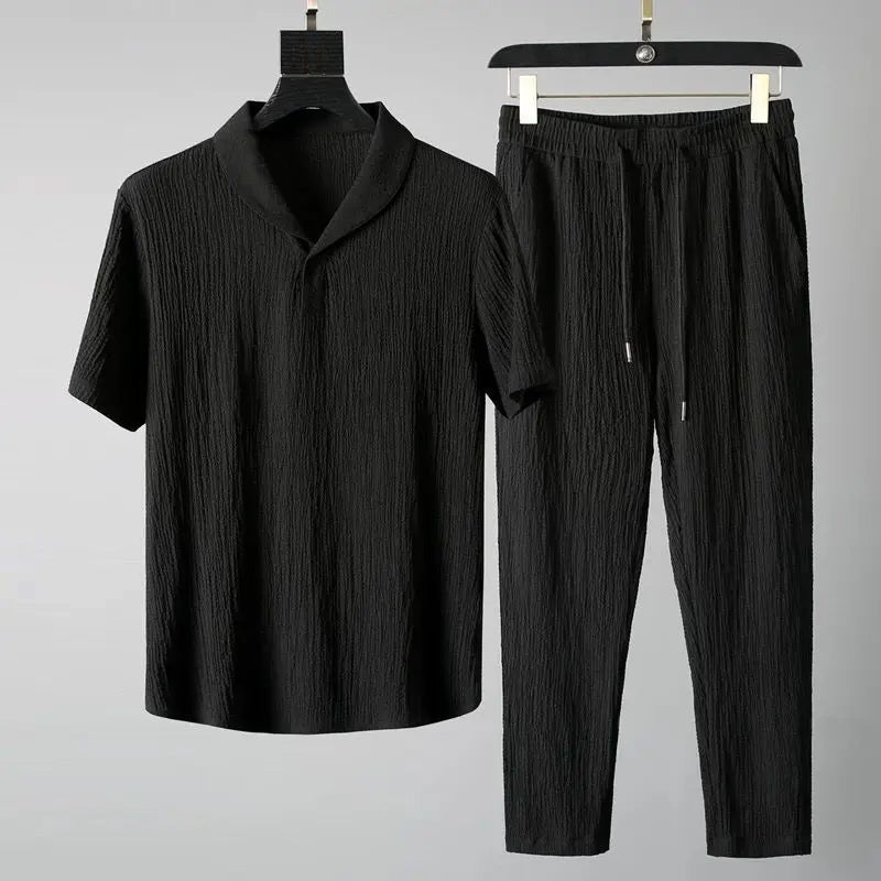 Seaside comfort lounge set in relaxed fit with V-neck lapel collar and elastic drawstring waistband