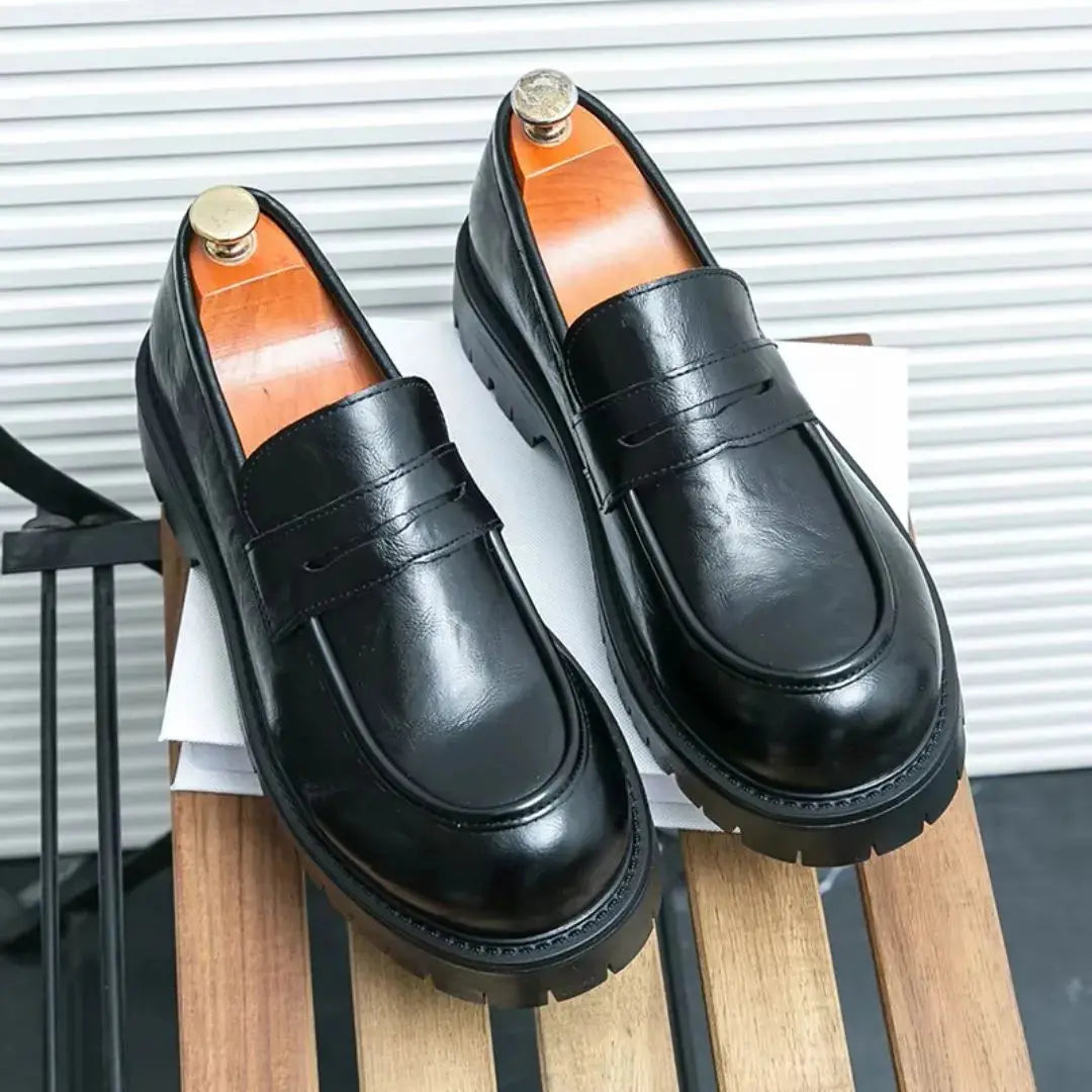 Men's Thorne Prestige slip-on loafers in sleek minimalist style with rugged rubber sole