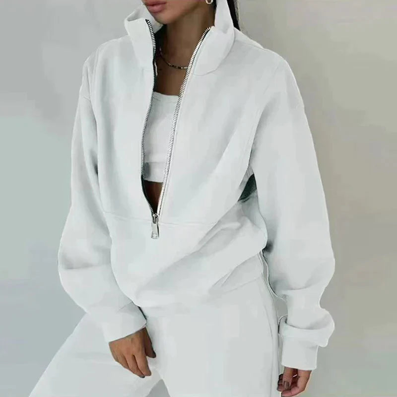 Women's retro tracksuit set in casual sporty style, cozy high-quality fabric for workouts and everyday wear