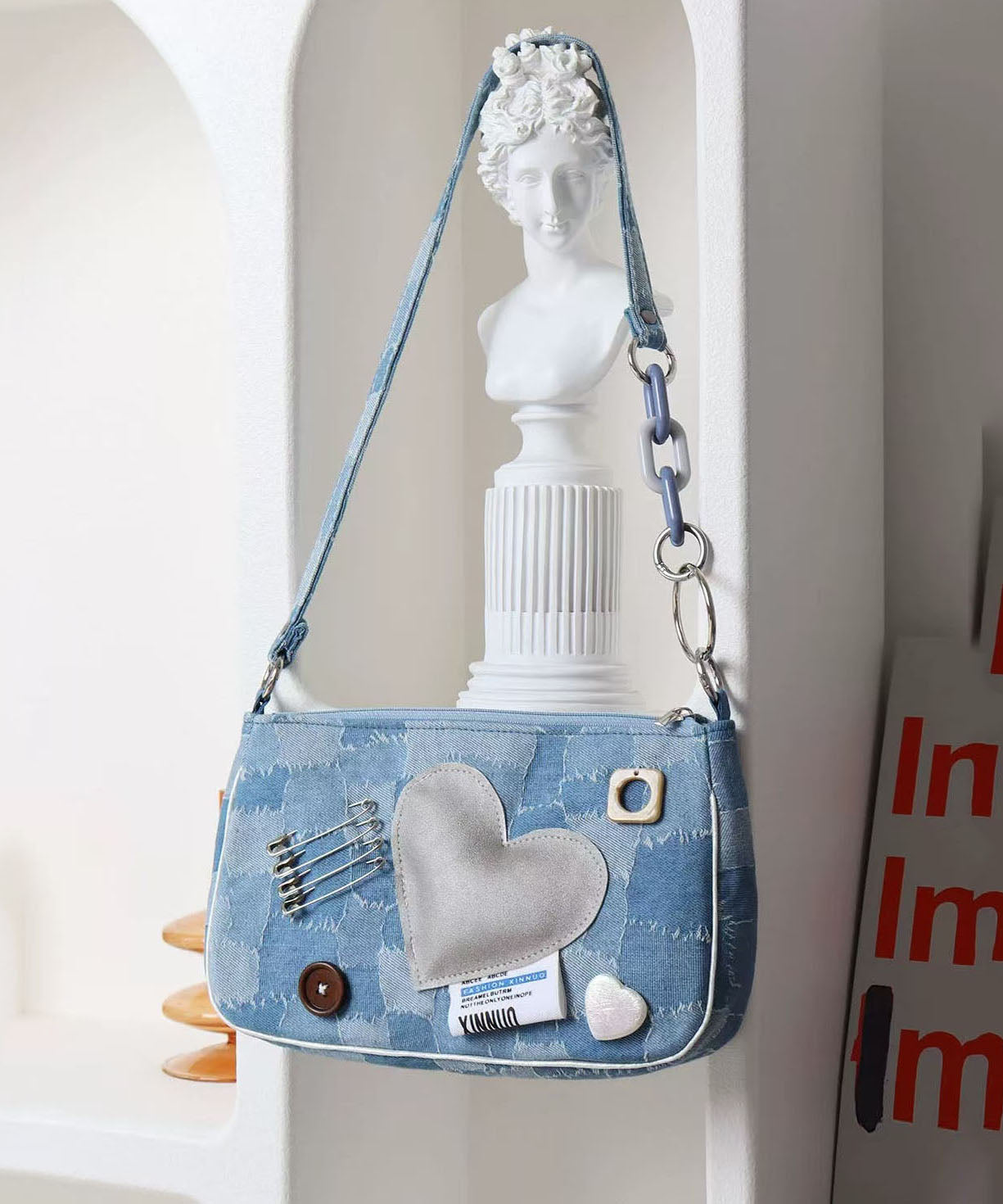 Sacs à main bandoulière uniques en denim bleu imprimé patchwork Love - Urbann-Vibe
