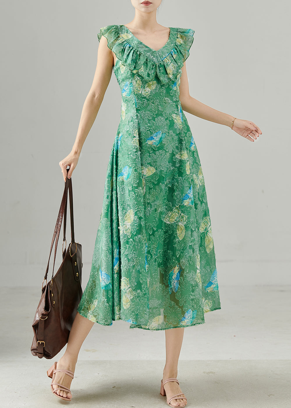 Robe longue en soie à volants verts unique pour l'été - Urbann-Vibe