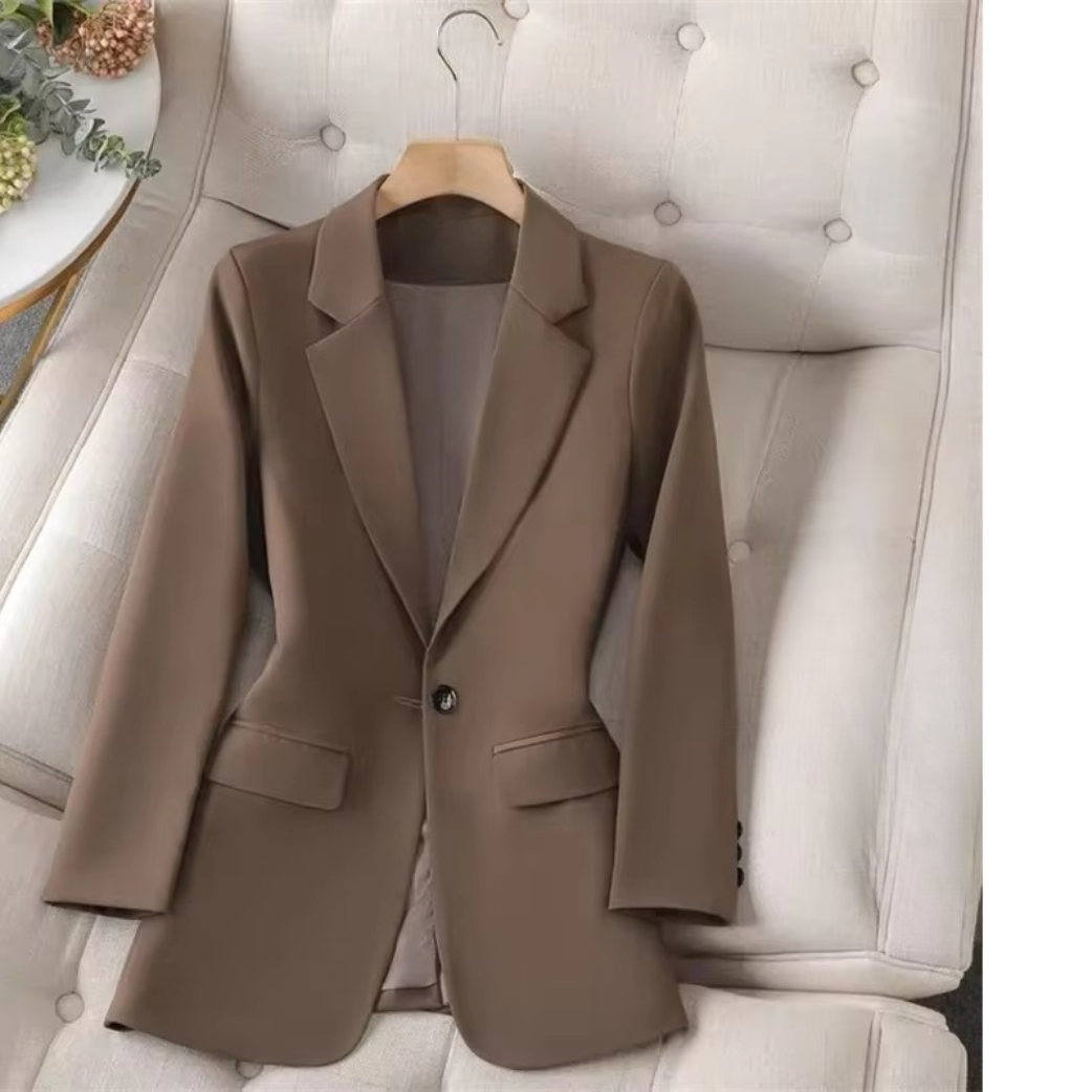 Women's green single-button blazer tailored straight silhouette long sleeves office-ready professional coat