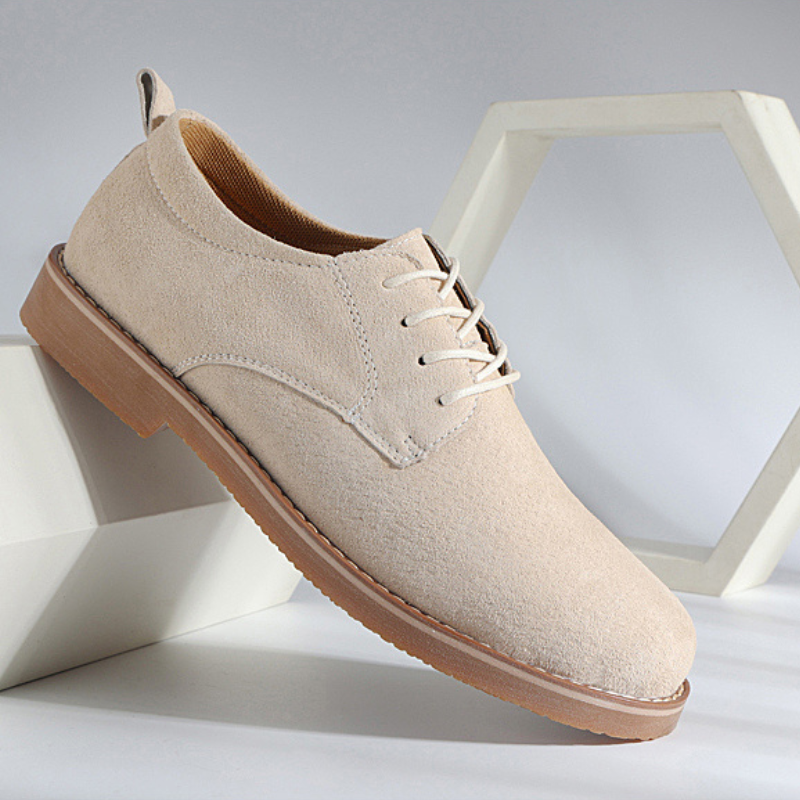 Men's low-top lace-up oxford shoes classic silhouette durable stitched sole timeless gentleman style