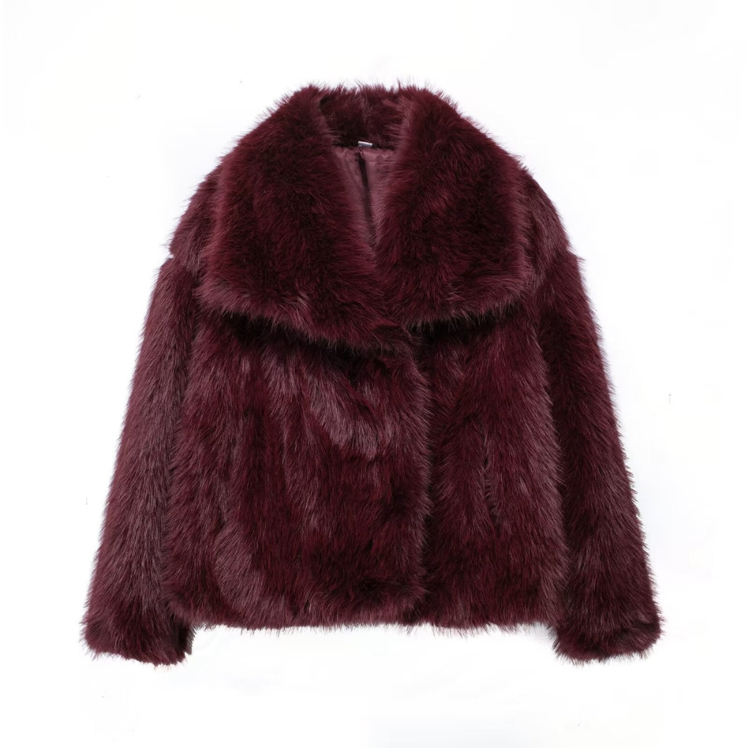 Women's cropped faux fur coat tailored fit in plush texture, chic layering piece for day to night