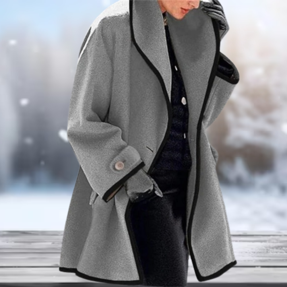 Women's retro wool coat in classic cut with premium soft fabric, timeless cold-weather essential