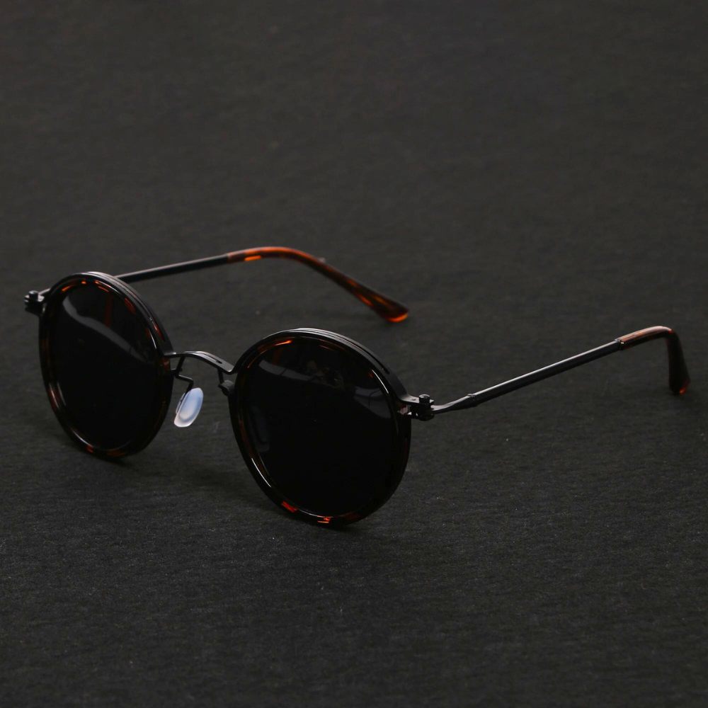 Tom Terra unisex clear frame sunglasses with tinted lenses UV protection classic modern silhouette