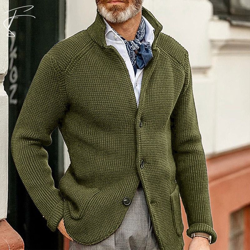 Men's structured cotton cardigan smart casual all-season layering piece with polished silhouette