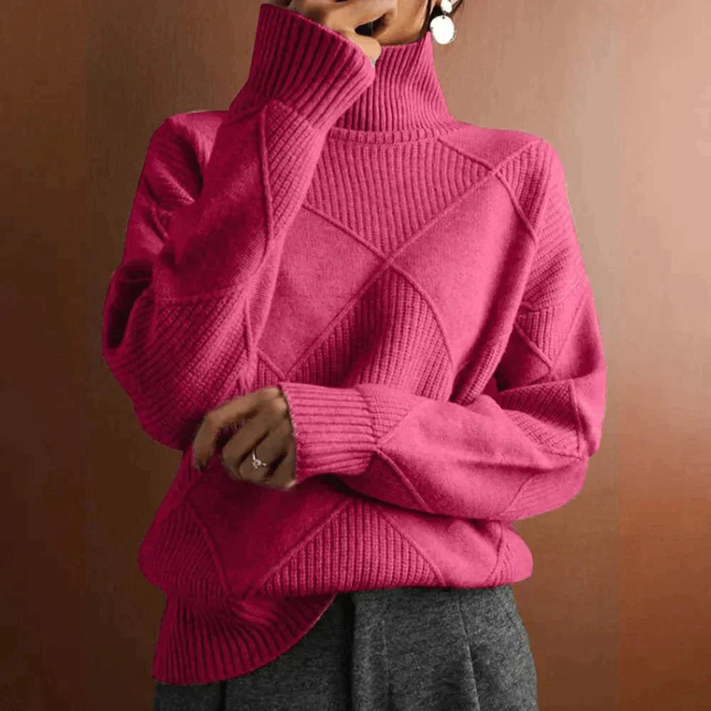 Women's ivory cashmere turtleneck sweater with checkered collar detail, slim fit, luxurious glossy finish