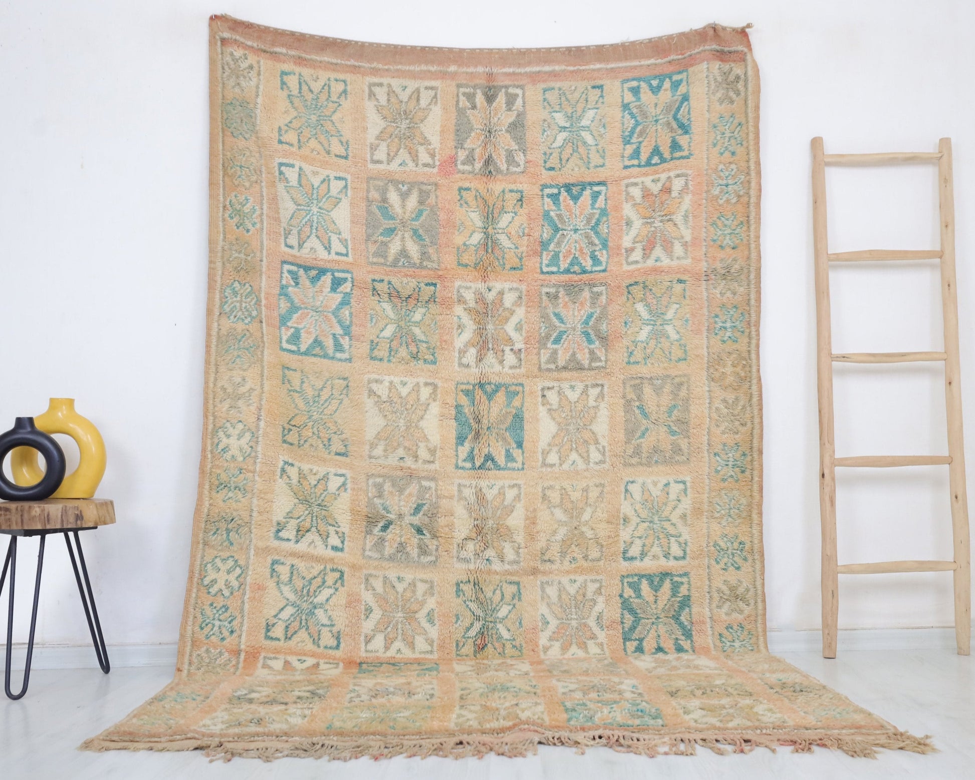 Kalismo Vintage Moroccan Rug 5'5" x 8'1" - Urbann-Vibe