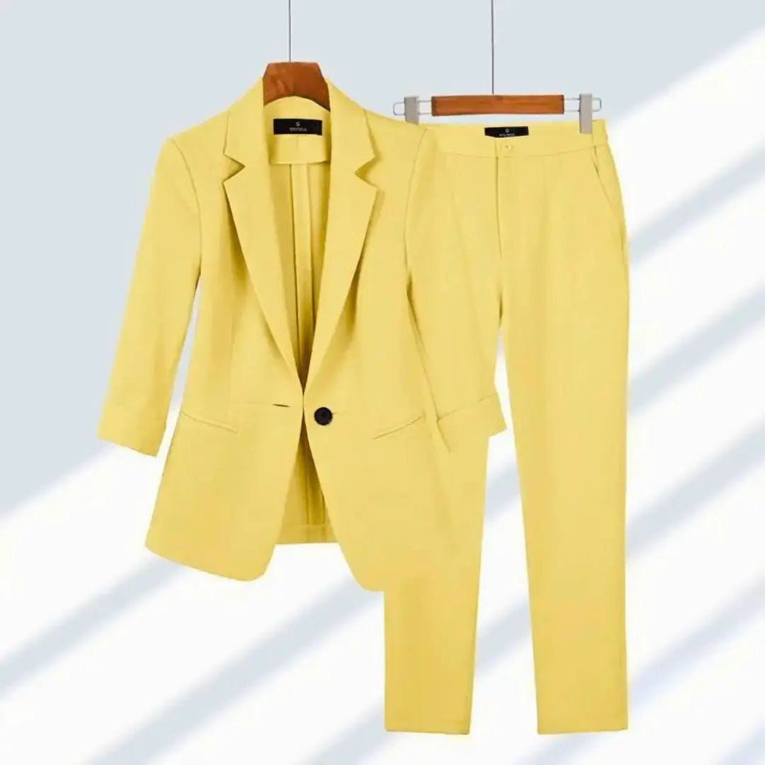 Women's classic tailored suit set slim-fit blazer and trousers professional two-piece ensemble