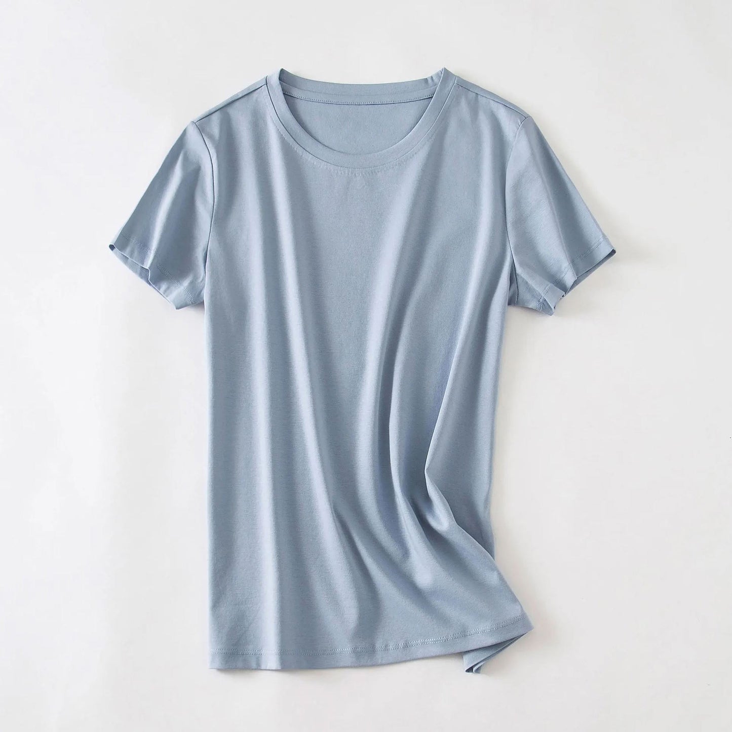 Valentina Rossi minimalist white cotton t-shirt, luxuriously smooth slim fit with understated elegance