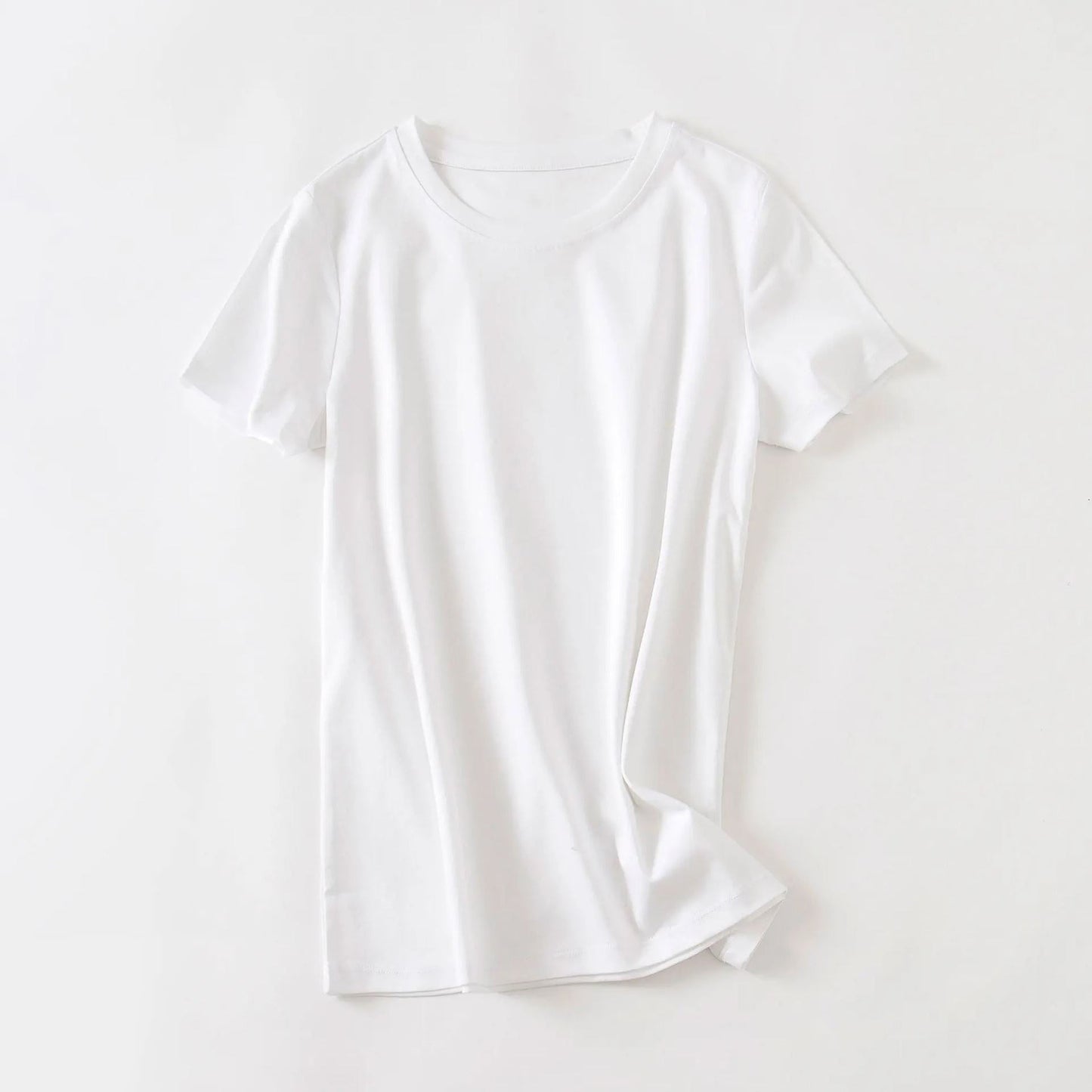 Valentina Rossi minimalist white cotton t-shirt with luxurious smooth finish and relaxed silhouette