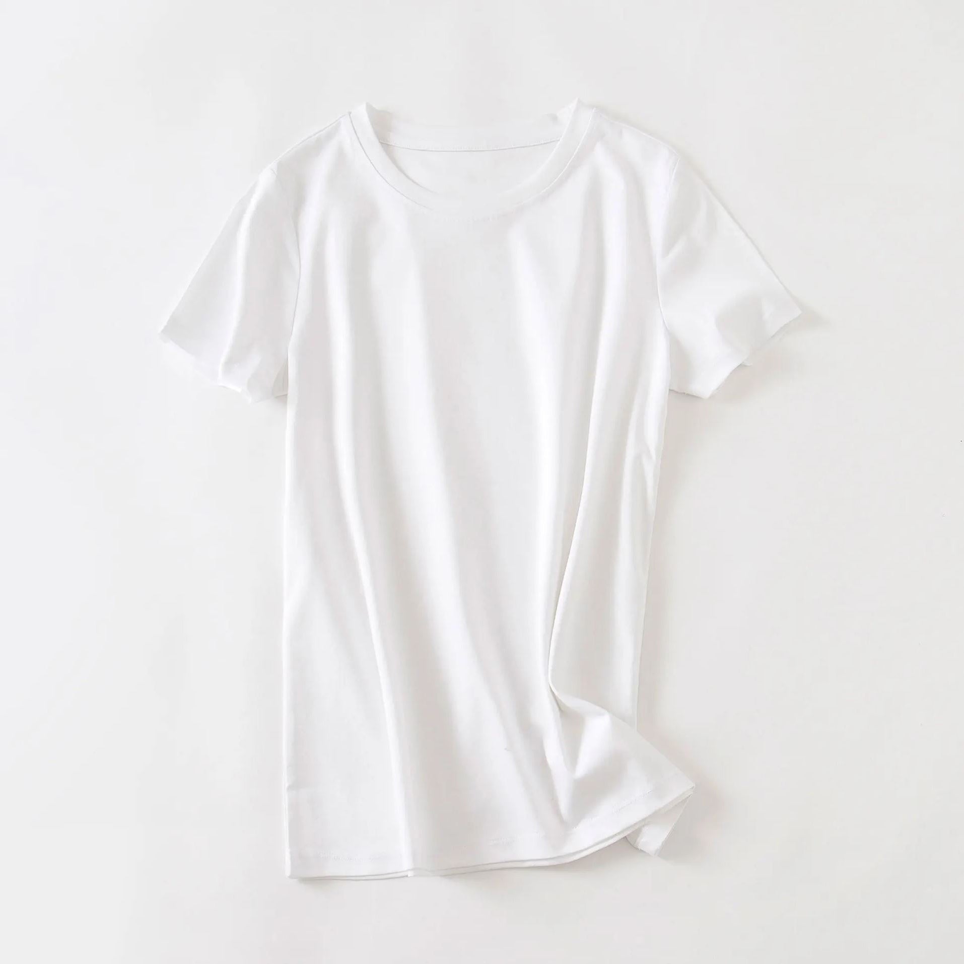 Valentina Rossi minimalist white cotton t-shirt with luxurious smooth finish and relaxed silhouette