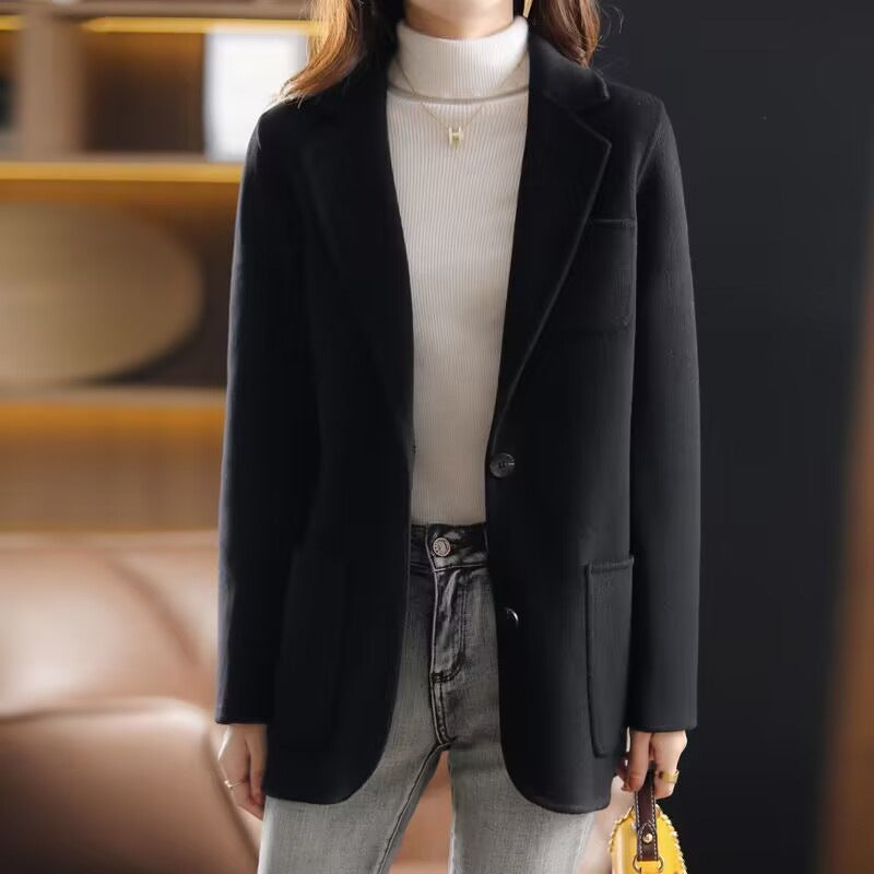 Valentina Rossi wool blend overcoat tailored silhouette luxurious refined style for fashion-forward women