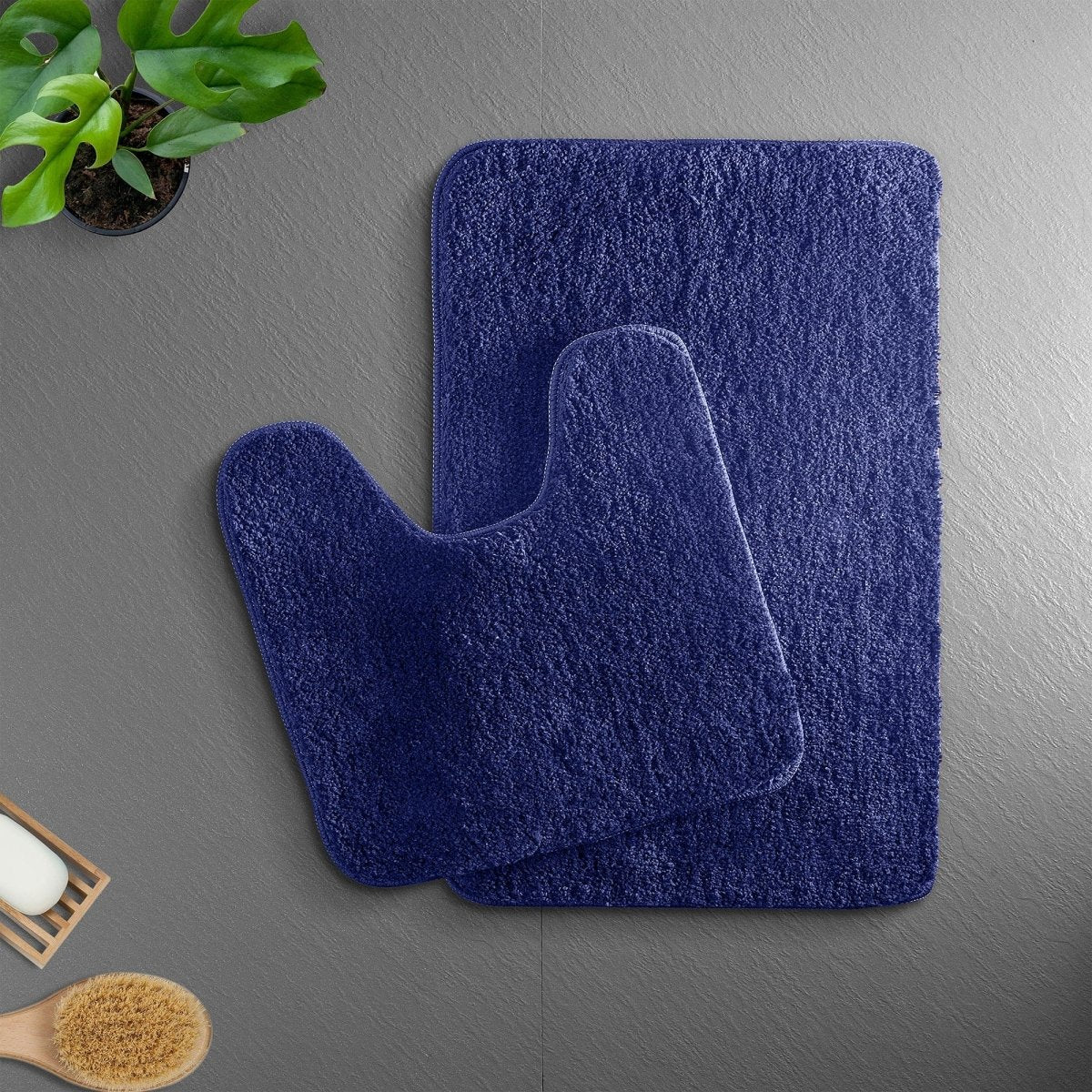 Minimalist Microfiber Bath Mat with Non-Slip Backing