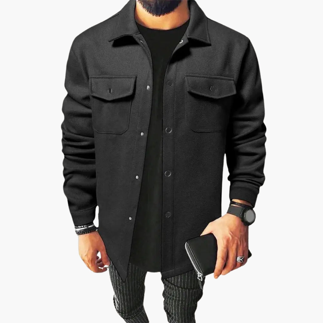 Men's oversized shirt jacket loose fit with chest pockets and button front casual outerwear