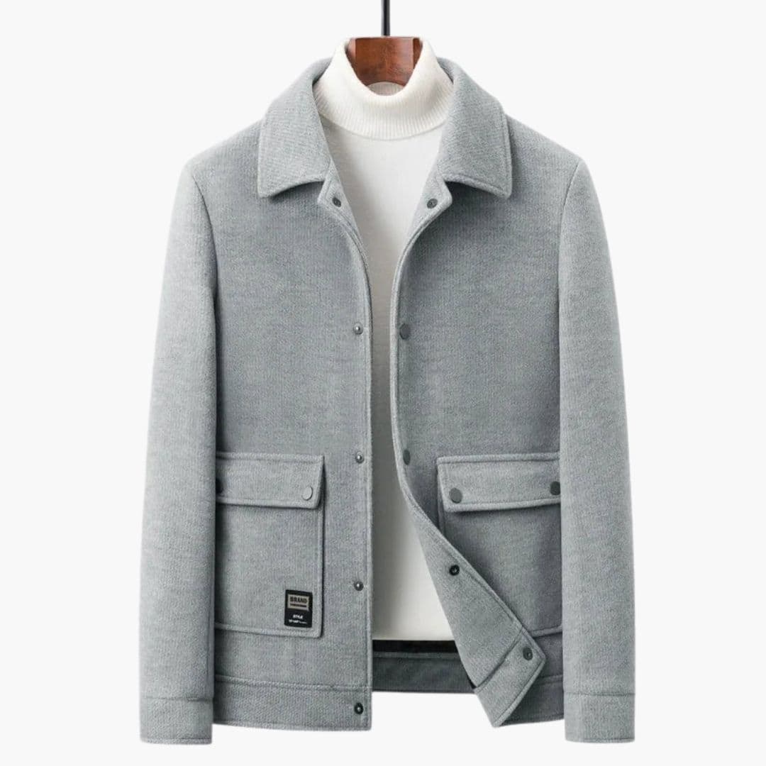 Men's wool blend jacket with pointed collar, snap closure, flap pockets, fully lined, smart-casual fit