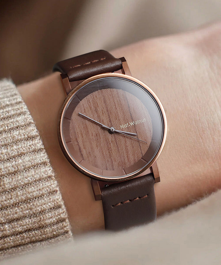 Montre vintage à quartz en cuir véritable marron avec incrustations de bois - Urbann-Vibe