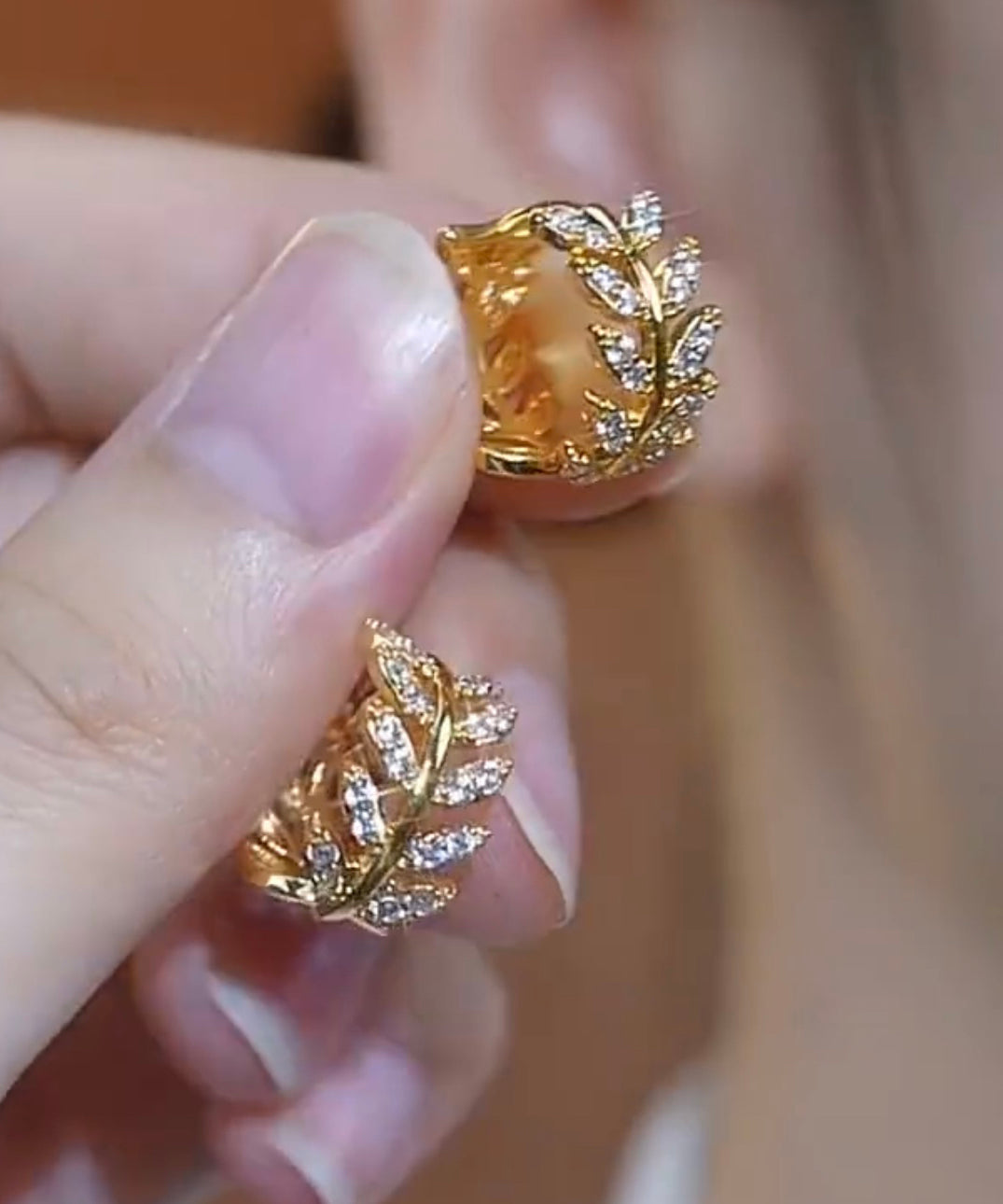 Boucles d'oreilles créoles vintage en argent sterling doré et zircons - Urbann-Vibe