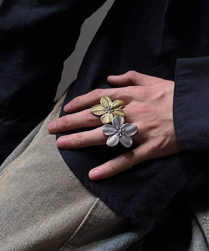 Ensemble de deux bagues ouvertes vintage en métal à motif floral - Urbann-Vibe