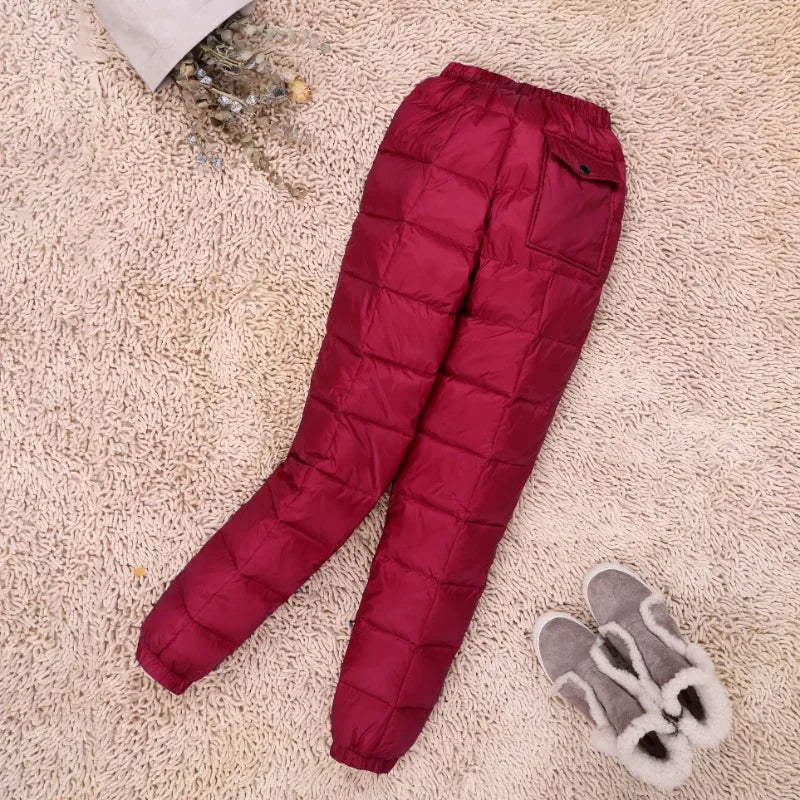 Women's high-waist slim straight lined winter pants for cold days, cozy warmth