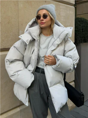 Women's oversized hooded down jacket warm lining cozy winter puffer coat versatile cold-weather style