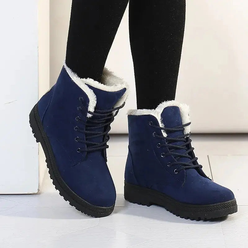 Women's thermal insulated winter boots in brown synthetic leather with cozy lining and rubber sole