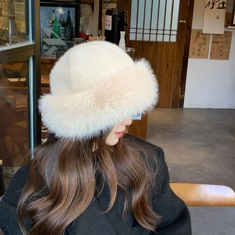 Women's faux fur winter hat warm plush rimless silhouette for skiing and outdoor activities
