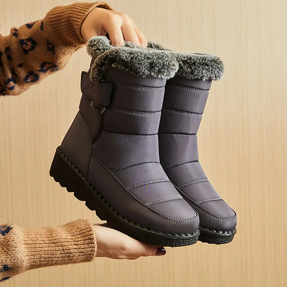 Women's waterproof snow boots with faux fur lining, non-slip rubber sole, warm winter Oxford fabric footwear