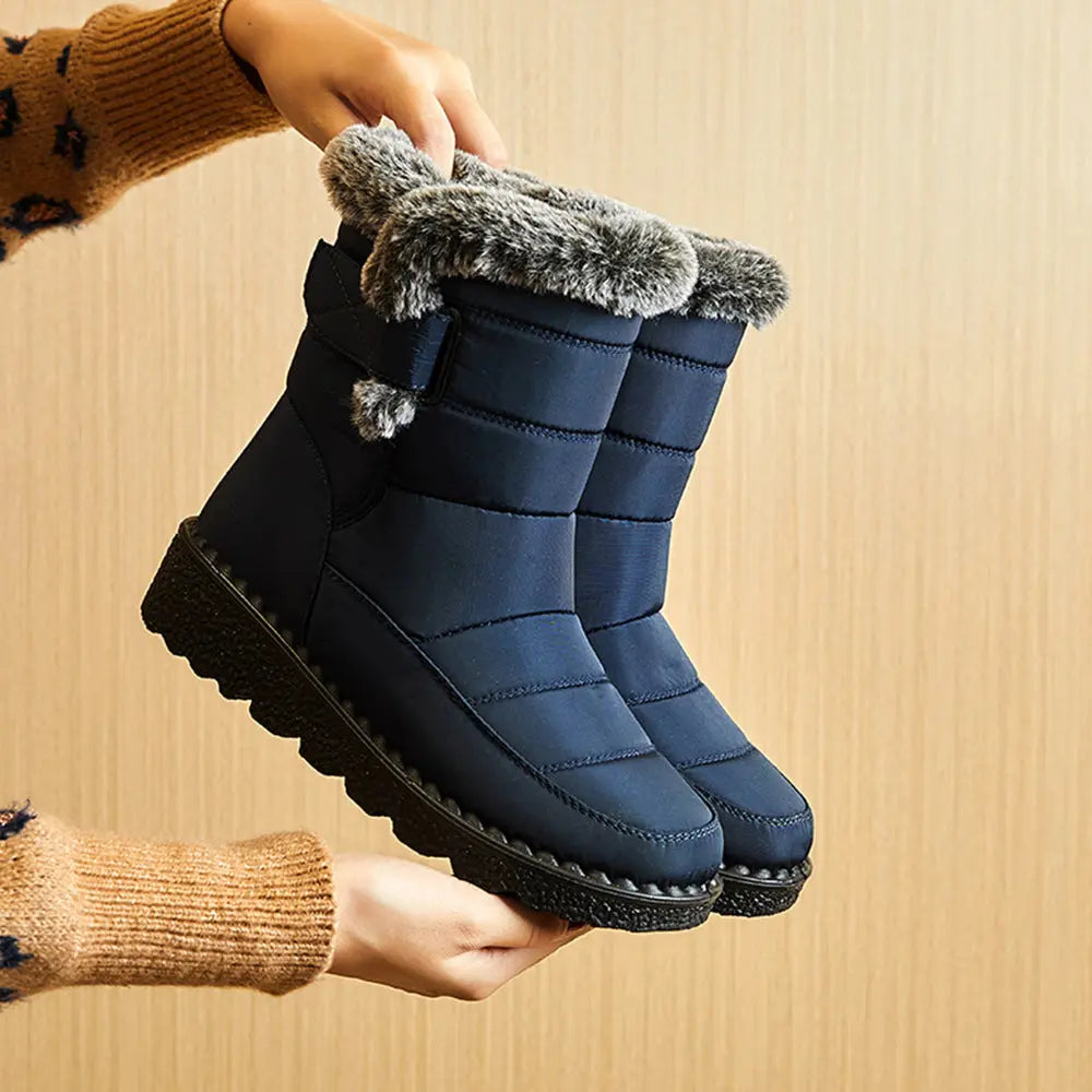 Women's waterproof snow boots with faux fur lining, non-slip rubber sole, water-repellent oxford fabric