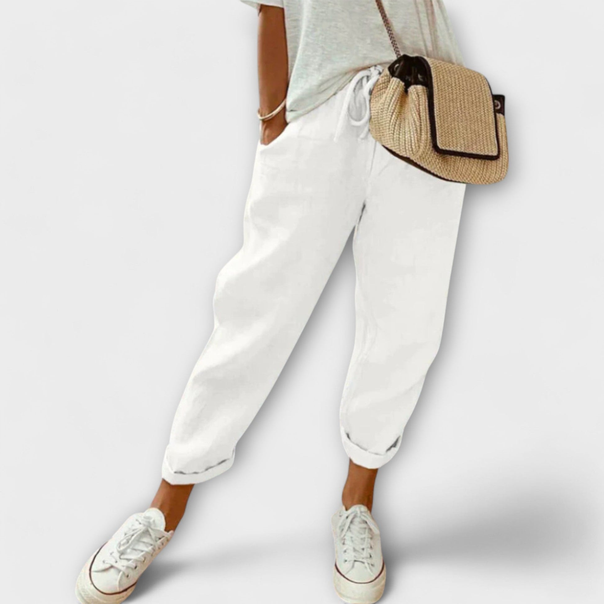 Women's lightweight linen pants breathable fitted cut elegant silhouette for summer everyday wear