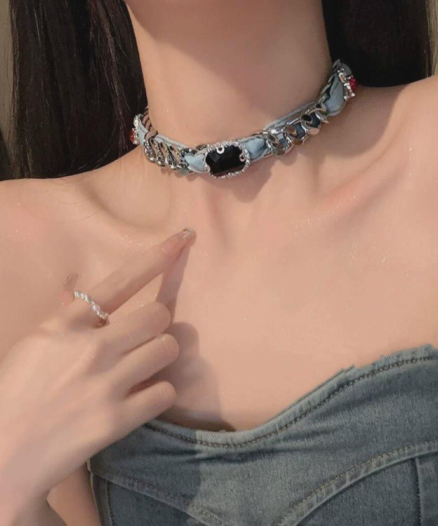 Collier chaîne en métal bleu denim pour femme avec cristaux - Urbann-Vibe