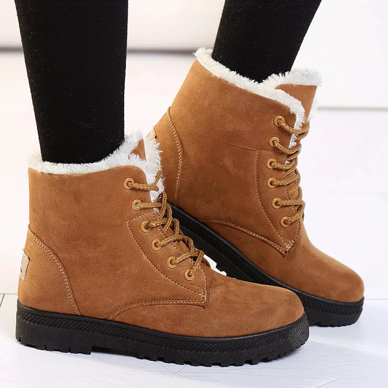 Women's lace-up ankle boots with fur lining, rugged lug sole, cozy winter style