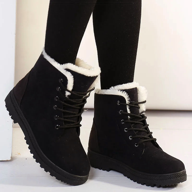 Women's lace-up ankle boots with fur lining, rugged lug sole, cozy winter style