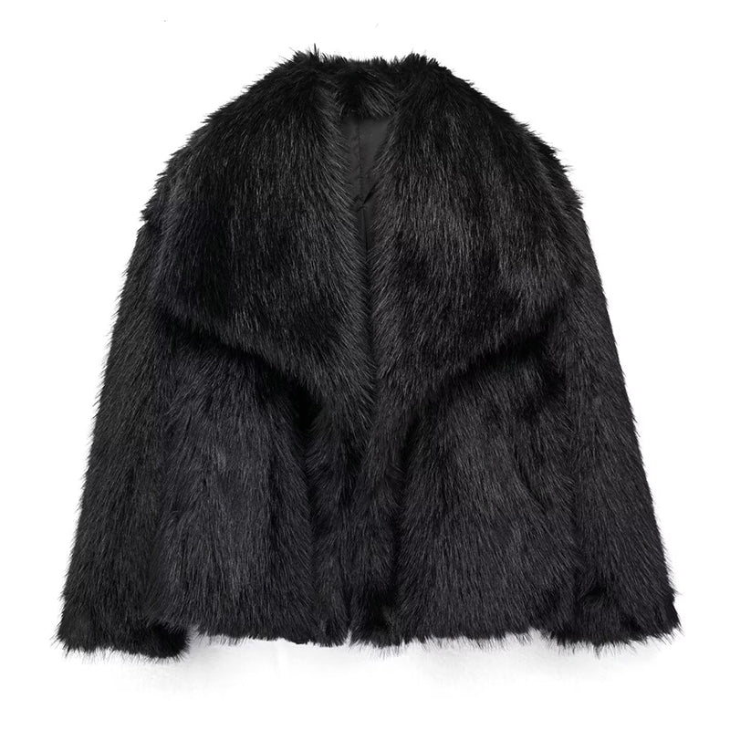 Women's short faux fur coat with oversized collar, luxe texture, relaxed silhouette for modern style
