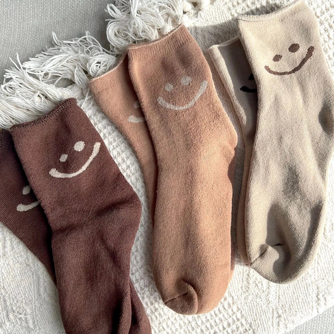 Women's happy face ankle socks plush cotton blend breathable cozy embroidered smiley detail