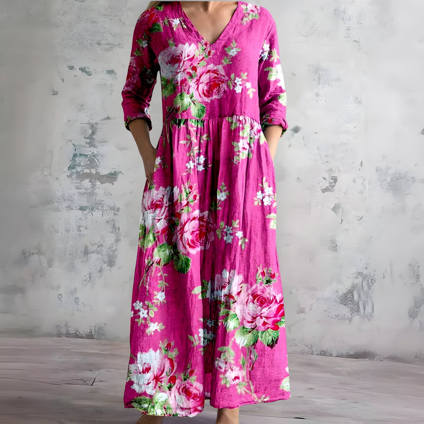 Flowy floral maxi dress women V-neck vintage-inspired print romantic effortless silhouette