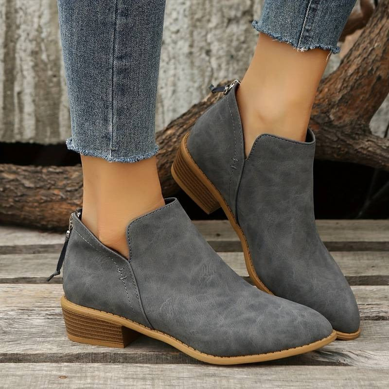 Women's high-top structured boots minimalist silhouette versatile urban outdoor all-season wear