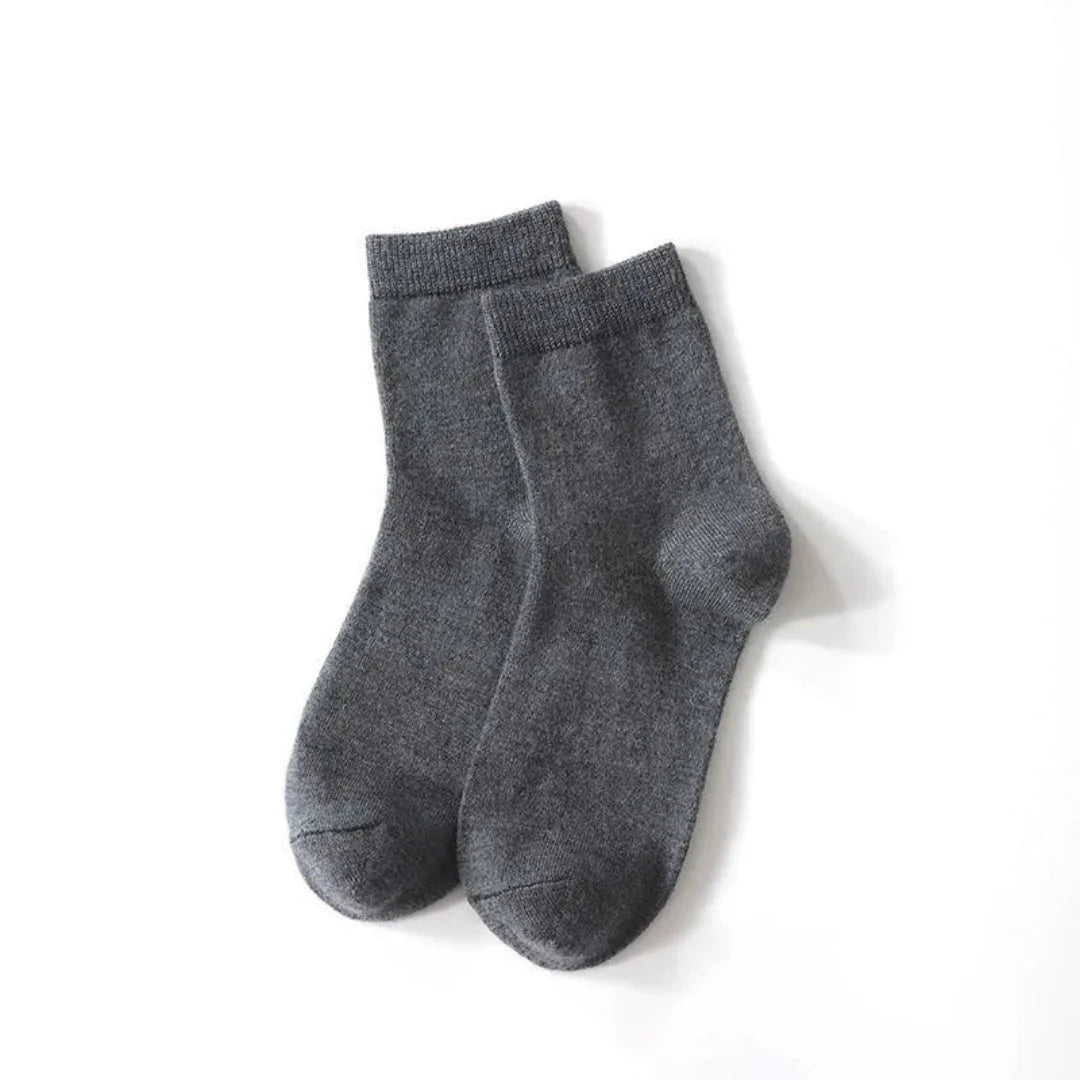 Women's wool knitted mid-calf socks soft breathable natural wool everyday comfort warmth