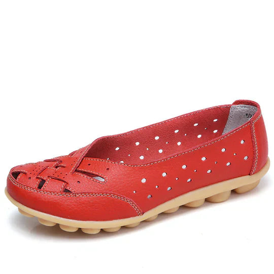 Women's genuine leather ballet flats in classic neutral tone, ultra-comfortable everyday slip-on style