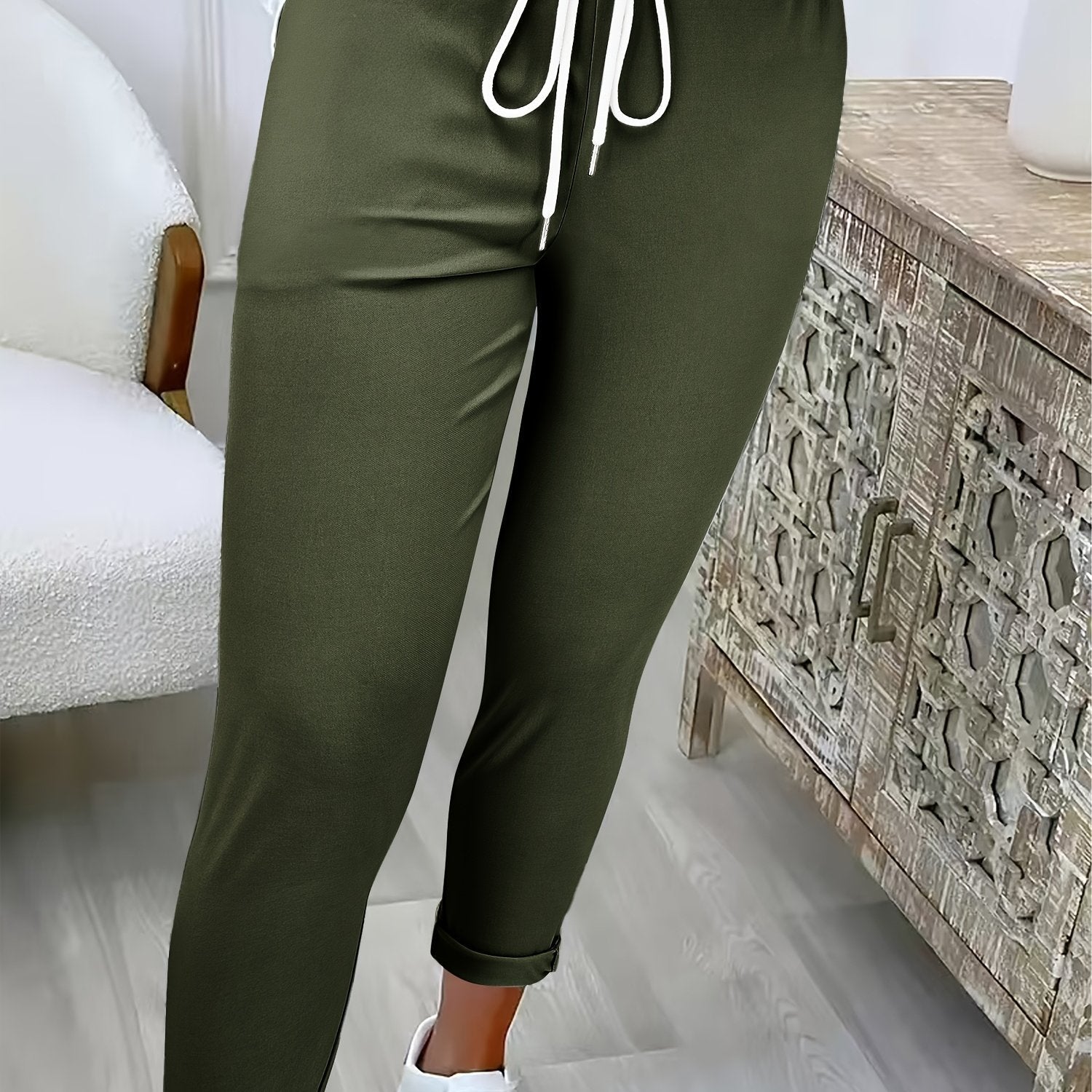 Women's relaxed fit joggers with adjustable drawstring waistband for all-day comfort and versatile wear