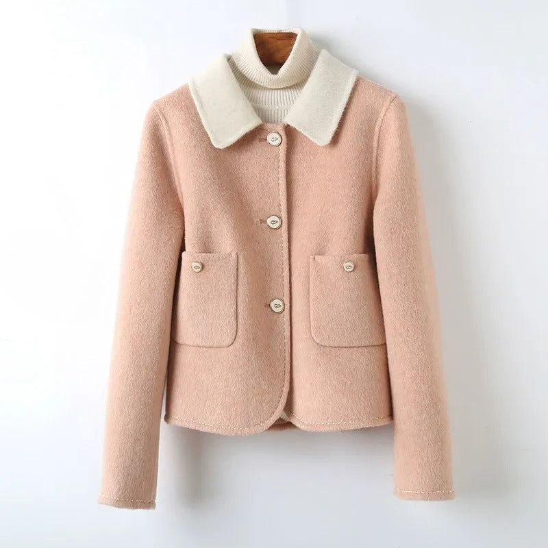 Women's wool coat with contrast collar button-front closure, elegant smart-casual winter outerwear