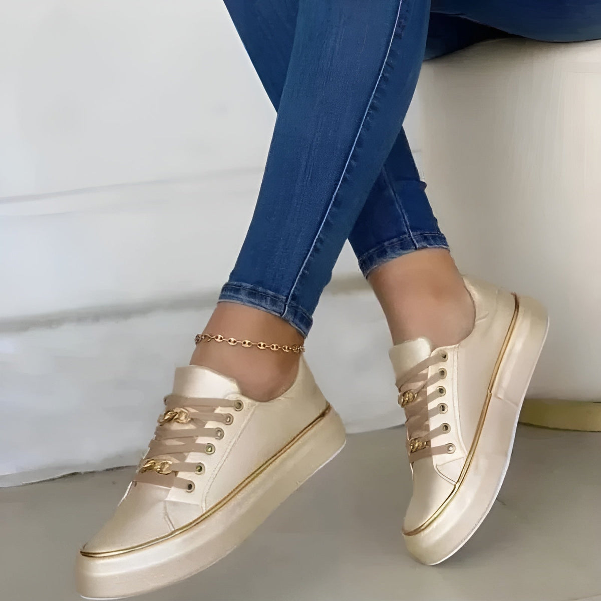 Luna | Women's Casual Platform Sneakers with Gold Chain Detail