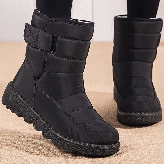 Moritz waterproof snow boots in winter white, rugged outdoor silhouette with insulated cold-weather sole