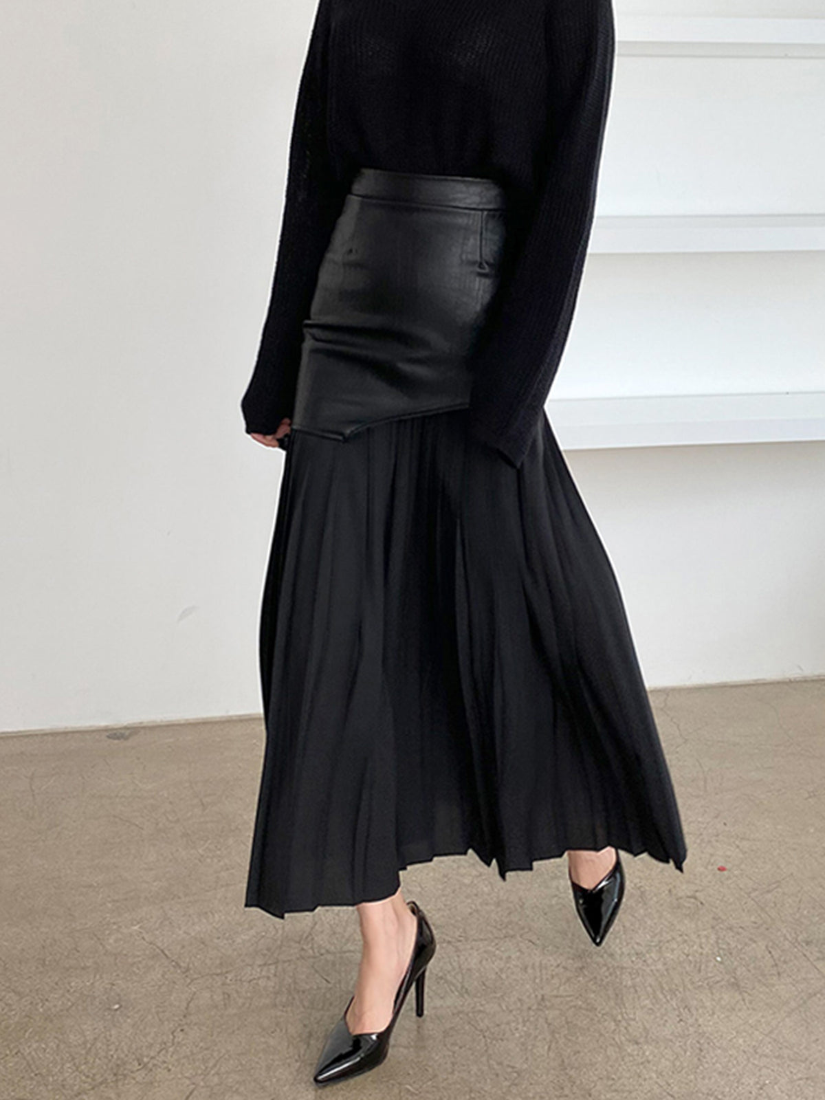 Women's asymmetric midi skirt black faux leather upper chiffon pleated hem patchwork two-texture design