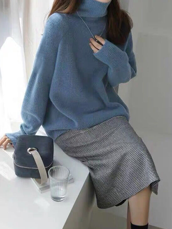 Women's cream relaxed-fit knit turtleneck sweater with soft cozy texture for everyday layering