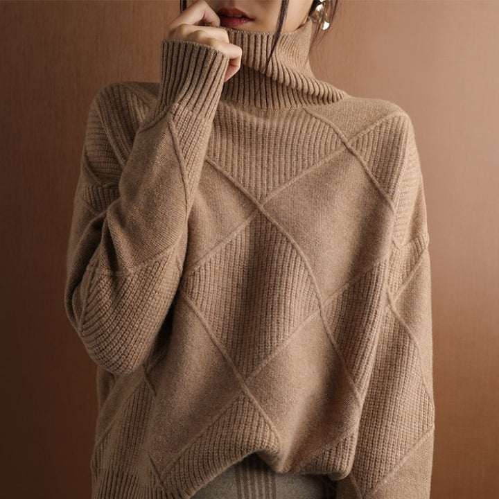 Women's oversized ribbed knit sweater in cozy soft fabric, relaxed silhouette for effortless everyday layering